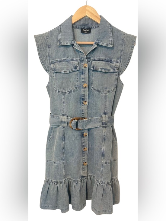 Fate Dresses & Skirts - Fate XS Light Blue Denim Button-Front Dress with Belt
